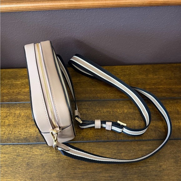 ✨NWOT - Kate Spade Oh Snap Colorblock Mini Camera Bag✨ - Picture 8 of 11